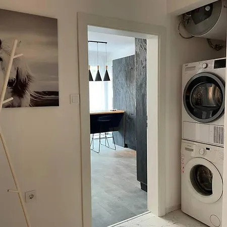 3 Bedroom Apt, Spacious, Near South Park 소피아